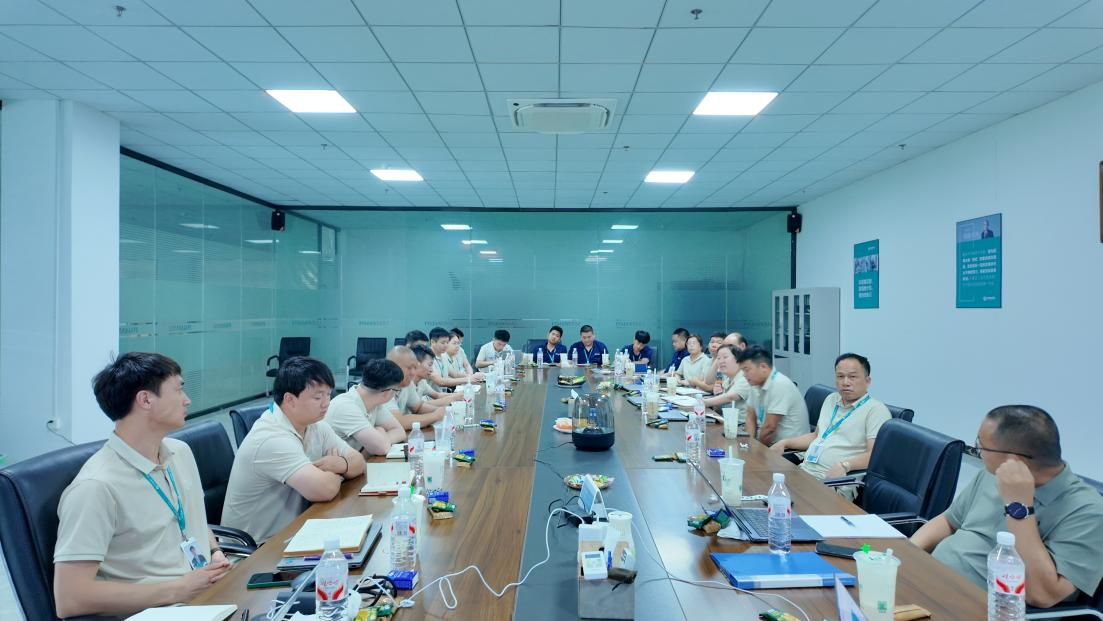 锚定方向,协同共进 —— 富捷科技制造中心2025 年中目标会议 锚定方向,协同共进 —— 富捷科技制造中心2025 年中目标会议